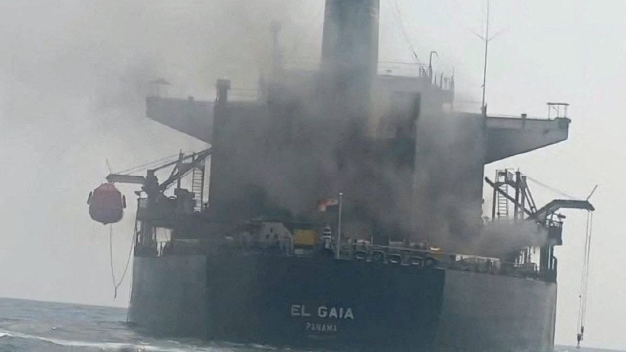 Attacks on Tankers in Hormuz Hit Highest of Any Week Since Start of Iran War, Sources Say