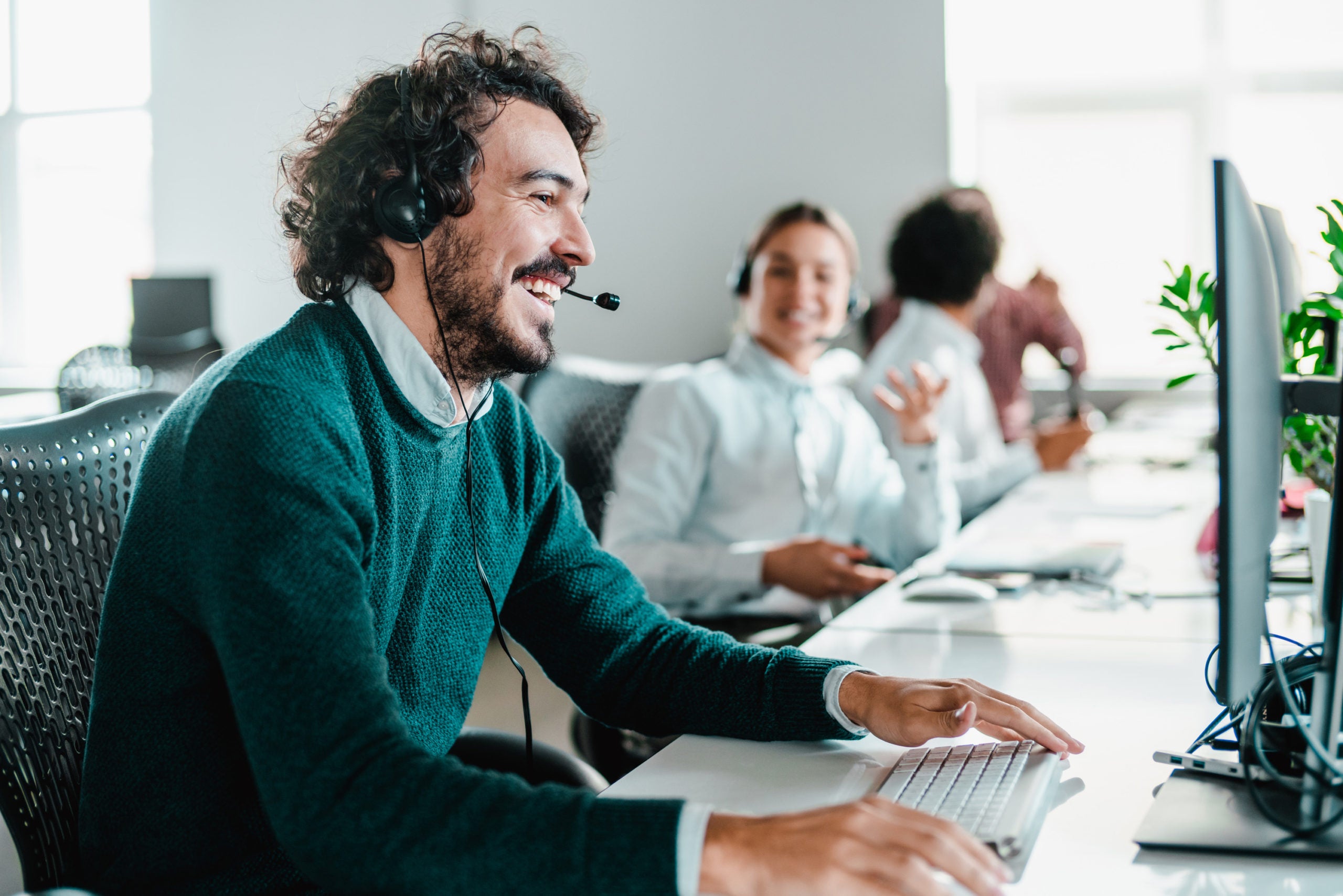 AI Makes Happy Agents, That Make Happy Customers
