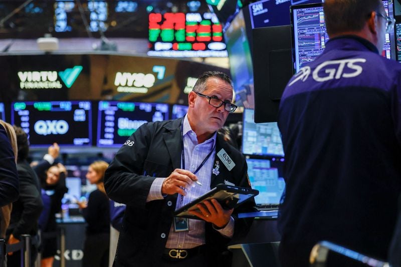 Trading Day: Stocks still in bonds’ grip
