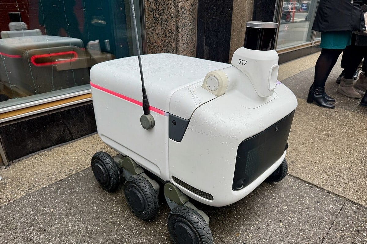 Avride and Sodexo Strike Deal to Expand Delivery Robots at Partner Campuses