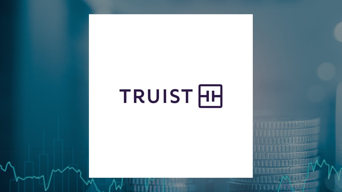 Truist Financial (NYSE:TFC) Stock Picked Up by Analysts at HSBC